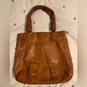 Leather Ellington shoulder bag